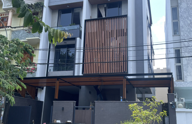 Thi công cửa nhôm, cầu thang, lan can Villa Anh Việt tại Trung Sơn - Bình Chánh