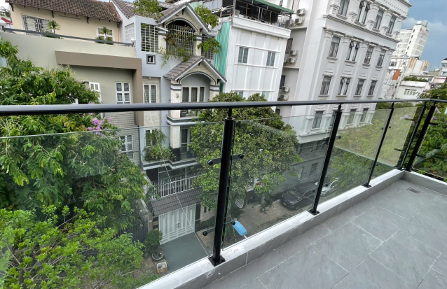 Công Trình Cửa Nhôm Kính Nhà Anh Đại Trung Sơn