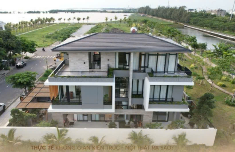 Thi công cầu thang, lan can kính nhà chị Hương tại Khu dân cư Phú Cường, Rạch Giá, Kiên Giang
