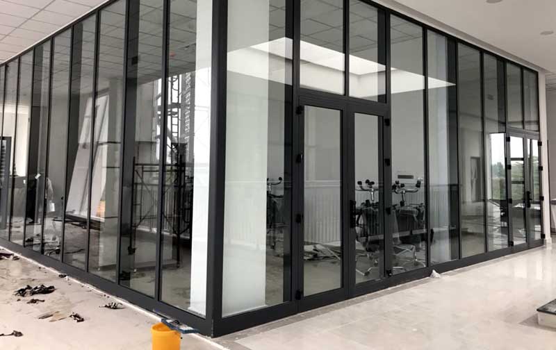 Giới thiệu về Công ty Phan Phú Door: thi công nhôm kính Cần Giuộc