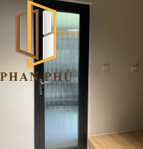 Cửa nhôm kính mẫu 02