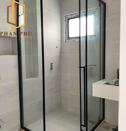 Carbin tắm đứng mẫu 02